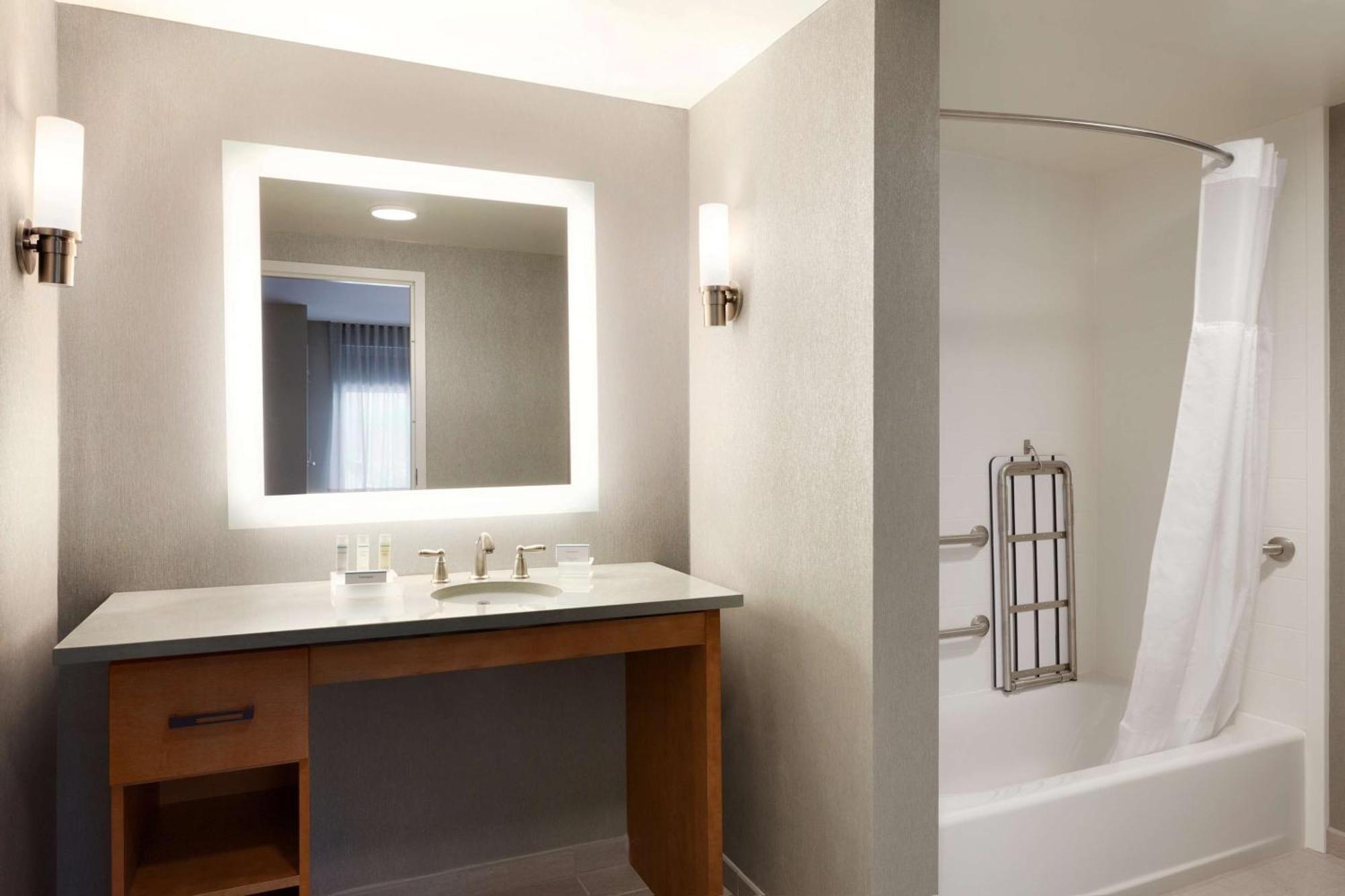 Homewood Suites By Hilton Syracuse - Carrier Circle East Syracuse Esterno foto