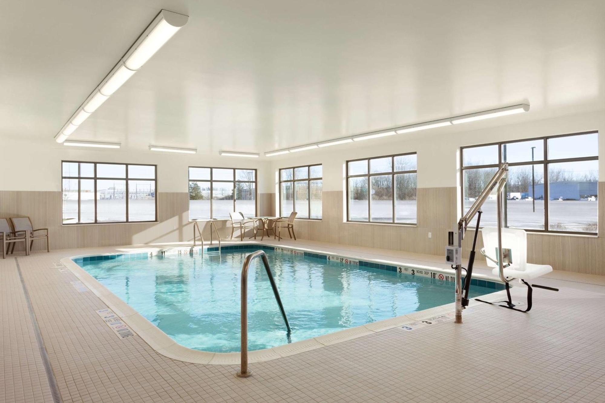 Homewood Suites By Hilton Syracuse - Carrier Circle East Syracuse Esterno foto
